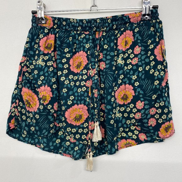 Natalie Martin Pants - Natalie Martin Womens Floral Print Shorts Green Pink Size Small